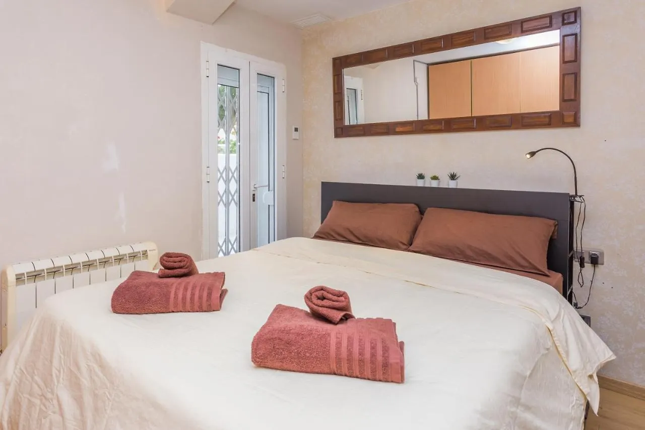 Beachfront Calahonda Apartment Mijas